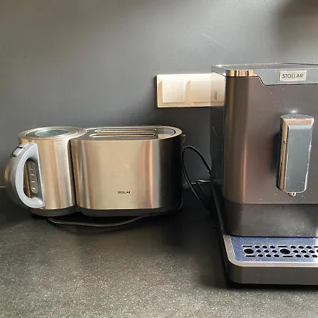 Kaupmehe Terrace Apartment, Free Parking アパート